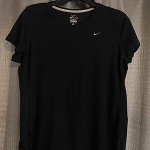 Nike Dri-Fit Women's XL  Short Sleeve Black Shirt